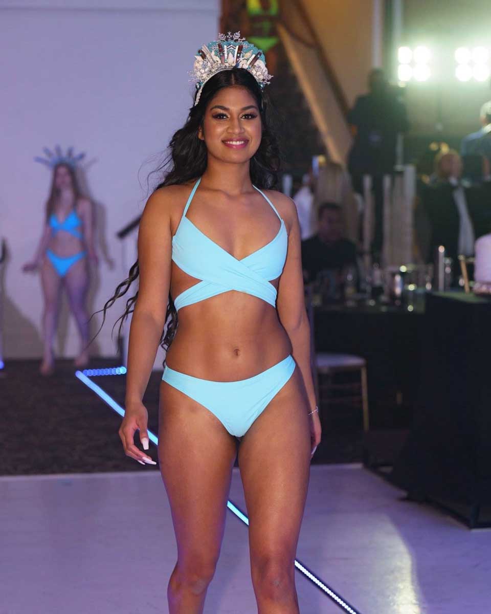 Pool Mermaid Convertible Bikini Top